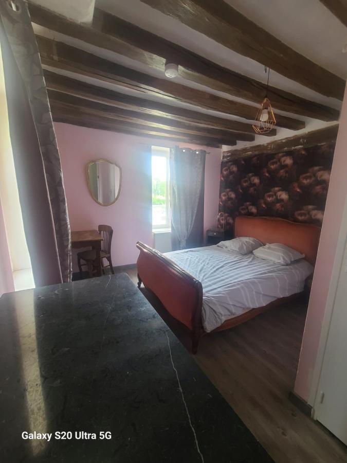Les Chambrees Du Bac Hotel Charly-sur-Marne Eksteriør billede